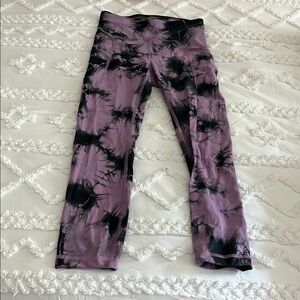 Lululemon Women’s Purple/Black Tie Dye Leggings with Pockets size 4